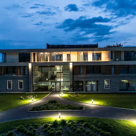 Отель Zala Springs Health & Golf Залачань